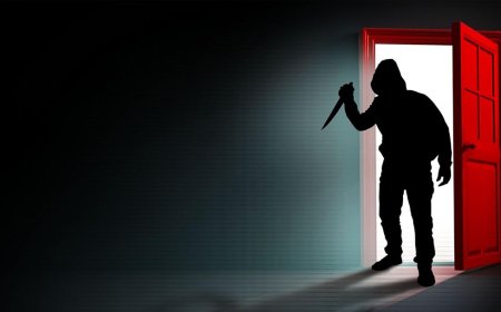 ಮಹಿಳೆಗೆ ಕತ್ತಿಯಿಂದ ಇರಿತ: ಪ್ರಕರಣ ದಾಖಲು