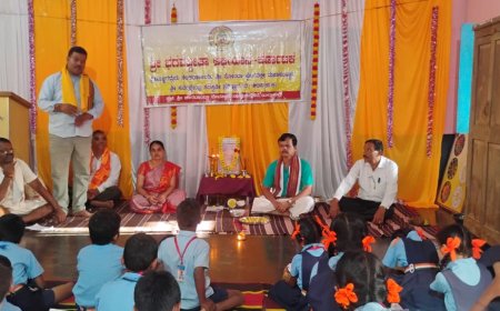 ಹುತ್ಖಂಡ ಶಾಲೆಯಲ್ಲಿ ಭಗವದ್ಗೀತಾ ಪಠಣ ಕಾರ್ಯಕ್ರಮ