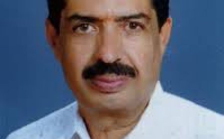 ಕೆಡಿಸಿಸಿ ಚುನಾವಣೆ: ಸುರೇಶ್ಚಂದ್ರ  ಹೆಗಡೆ ಕೆಶಿನ್ಮನೆಗೆ ಗೆಲುವು