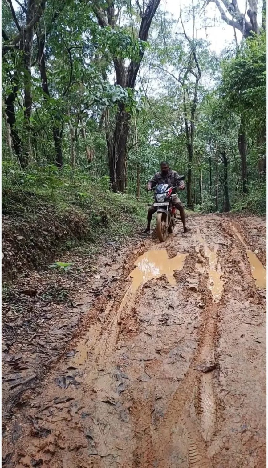 ಹದಗೆಟ್ಟ ರಸ್ತೆಯಿಂದ ಗ್ರಾಮಸ್ಥರಿಗೆ ಸಂಕಟ; ದುರಸ್ತಿಗೆ ಮನವಿ