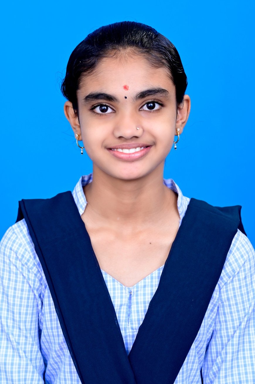 ಚಿತ್ರಕಲಾ ಸ್ಪರ್ಧೆಯಲ್ಲಿ ಪ್ರಥಮ: ಮುಖ್ಯಮಂತ್ರಿಗಳಿಂದ ಬಹುಮಾನ ಸ್ವೀಕರಿಸಿದ ಬಿಂದು