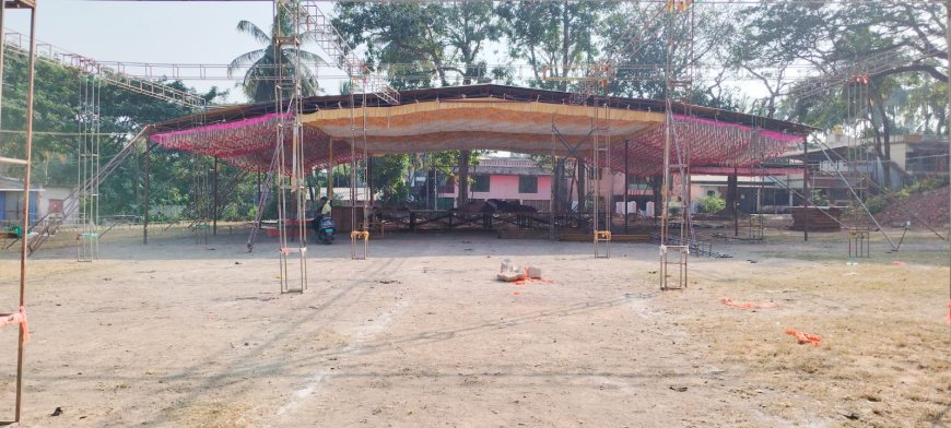 ಸಾಹಿತ್ಯ‌ ಸಮ್ಮೇಳನಕ್ಕೆ ಭರದಿಂದ ಸಾಗುತ್ತಿರುವ ಪೆಂಡಲ್ ಹಾಗೂ ವೇದಿಕೆ ನಿರ್ಮಾಣ‌ ಕಾರ್ಯ