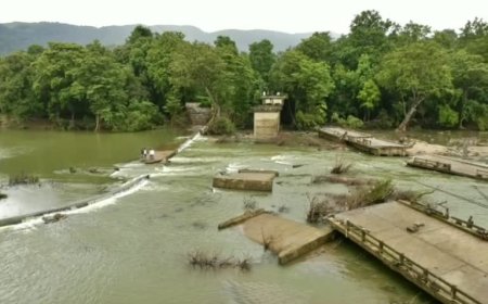 ನದಿ ತಿರುವು ಎಂದರೆ ಗದ್ದೆ ಹಾಳಿ ಕಂಠ ಕಡಿದು ಬೇರೆ ಗದ್ದೆಗೆ ನೀರು ಬಿಟ್ಟ ಹಾಗಾ??