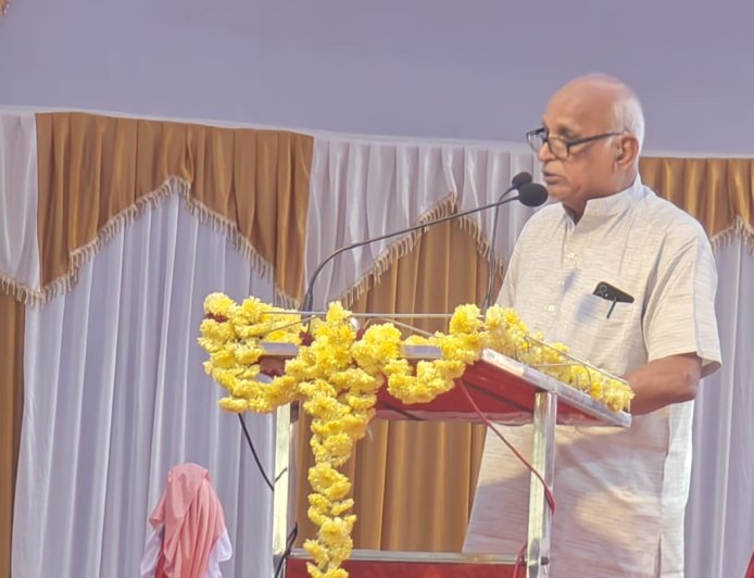 ನಾವು ಹುಲಿಗಳಂತೆ ಘರ್ಜನೆ ಮಾಡಬೇಕು, ಯೋಜನೆ ಕೈಬಿಡುವ ತನಕ ಒಗ್ಗಟ್ಟಿನಿಂದ ಹೋರಾಡೋಣ: ಪ್ರೊ. ಬಿ ಎಂ ಕುಮಾರಸ್ವಾಮಿ