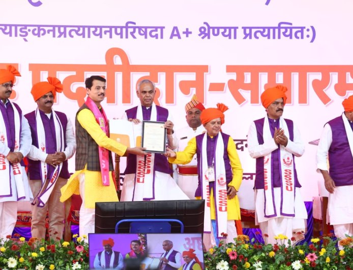 ಸಂಸ್ಕೃತ ವಿಶ್ವವಿದ್ಯಾಲಯದಿಂದ ಗಣೇಶ ಹೆಗಡೆಗೆ ಪಿಎಚ್.ಡಿ ಮತ್ತು ಚಿನ್ನದ ಪದಕ