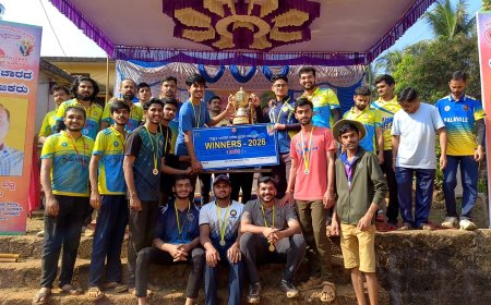 ಅಂಕೋಲದ ಹಳವಳ್ಳಿಯಲ್ಲಿ ಹೊನಲು ಬೆಳಕಿನ ಹವ್ಯಕ ಕ್ರಿಕೆಟ್ ಹಬ್ಬ: ರೈಸಿಂಗ್ ಕ್ರಿಕೆಟರ್ಸ್ ತಂಡಕ್ಕೆ ಚಾಂಪಿಯನ್ ಪಟ್ಟ