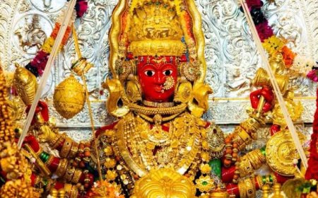 ಶಿರಸಿ ಮಾರಿಕಾಂಬಾ ಜಾತ್ರಾ ಸಂಭ್ರಮ: ರಥಾರೂಢಳಾಗಿ ಮಾರಿಗದ್ದುಗೆಗೆ ಹೊರಟ ಜಗನ್ಮಾತೆ