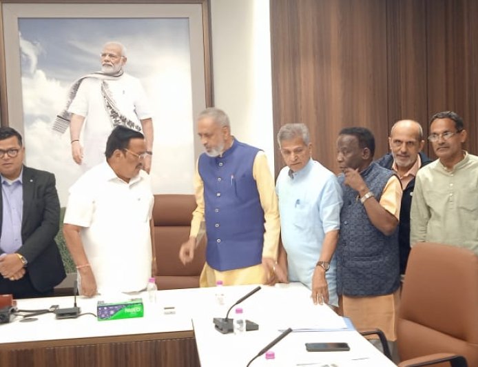 ದೆಹಲಿಯಲ್ಲಿ ಬೇಡ್ತಿ-ಅಘನಾಶಿನಿ ನದಿ ಯೋಜನೆಗಳ ಕುರಿತು ಮಹತ್ವದ ಚರ್ಚೆ: ಕೇಂದ್ರ ಸಚಿವರಿಗೆ ಮನವಿ