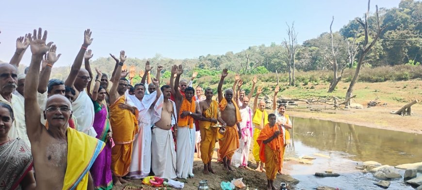 ಹೊಳೆ ಹುಲಿಯಪ್ಪನ ಬಳಿ ಬೇಡ್ತಿ ನದಿಗೆ ನಡೆಯಿತು ಪೂಜೆ