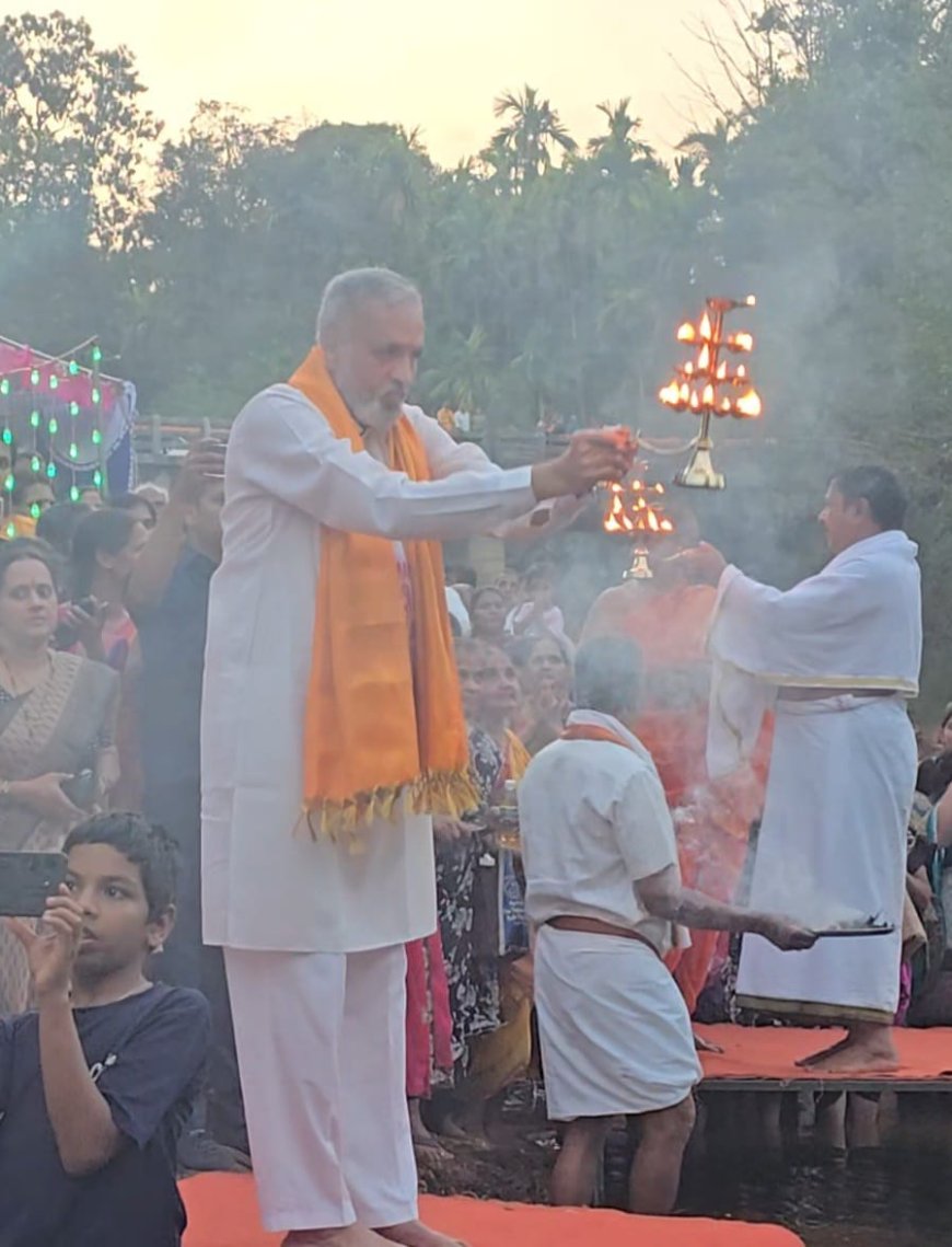 ಬಾಳೂರಿನ ಅಘನಾಶಿನಿ ತೀರದಲ್ಲಿ ಭಕ್ತಿ ಪರವಶತೆ: 'ಅಘನಾಶಿನಿ ಆರತಿ'ಯಲ್ಲಿ ಪಾಲ್ಗೊಂಡ ಸಂಸದ ವಿಶ್ವೇಶ್ವರ ಹೆಗಡೆ ಕಾಗೇರಿ