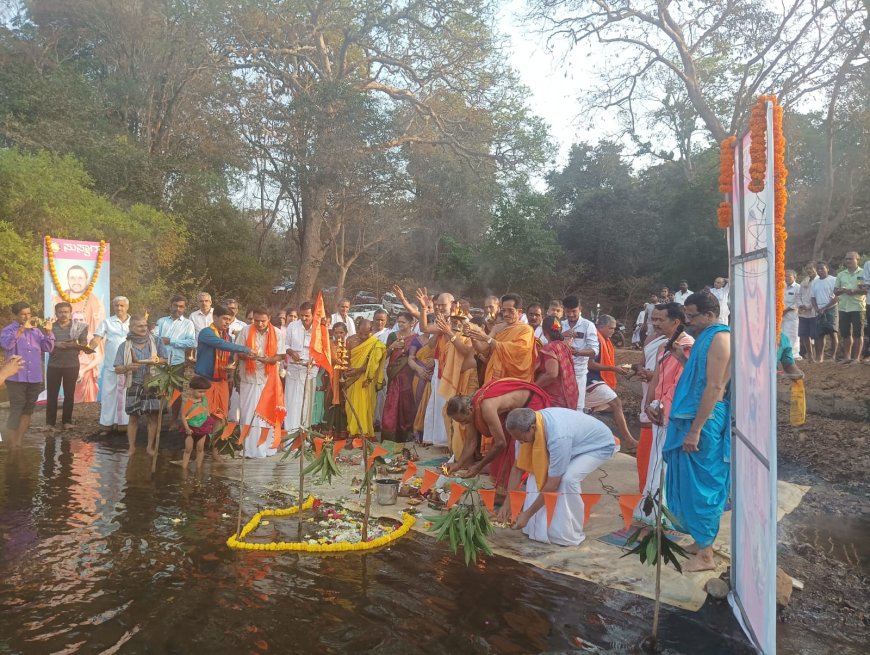 ನದಿ ತಿರುವು ವಿರೋಧಿಸಿ ಗಂಗಾಪುಜೆ - ಗಂಗಾ ಆರತಿ- ನೂರಾರು ಜನರೊಂದಿಗೆ ಶಾಸಕ ಹೆಬ್ಬಾರ ಭಾಗಿ. 