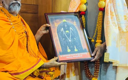 ಶ್ರೀಕ್ಷೇತ್ರ ಗೇರುಸೊಪ್ಪಕ್ಕೆ ಟೀಮ್ ಇಂಡಿಯಾ ಸ್ಟಾರ್ ಕೆ.ಎಲ್. ರಾಹುಲ್ ಭೇಟಿ: ವೀರಾಂಜನೇಯನ ದರ್ಶನ ಪಡೆದು ಗುರೂಜಿ ಆಶೀರ್ವಾದ ಪಡೆದ ಕ್ರಿಕೆಟಿಗ!