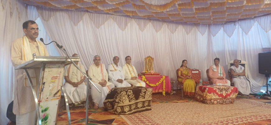 ದೇಗುಲ ಸಂರಕ್ಷಿಸಿದರೆ  ಸಂರಕ್ಷಿಸಿದವರನ್ನು ಭಗವಂತ ರಕ್ಷಿಸುವ: ನ್ಯಾ| ಪಂಡಿತ್