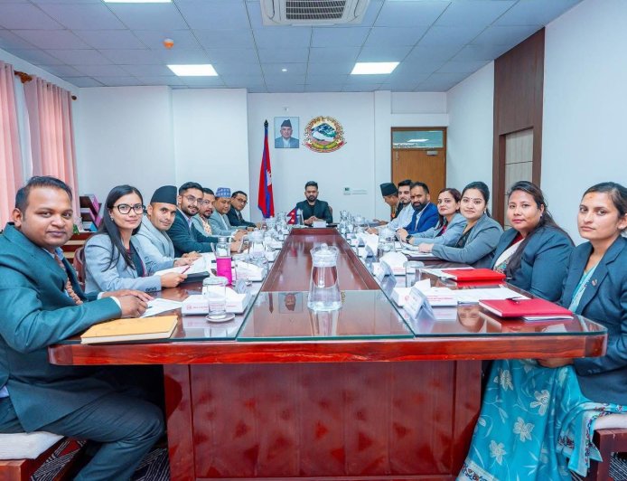 ಬೆಂಗಳೂರಿನ ವಿದ್ಯಾರ್ಥಿ ಈಗ ನೇಪಾಳದ 'ಬಾಸ್': ಯುವಶಕ್ತಿಯ ಕ್ರಾಂತಿಗೆ ನಾಂದಿ ಹಾಡಿದ ಹಿಮಾಲಯದ ರಾಷ್ಟ್ರ!