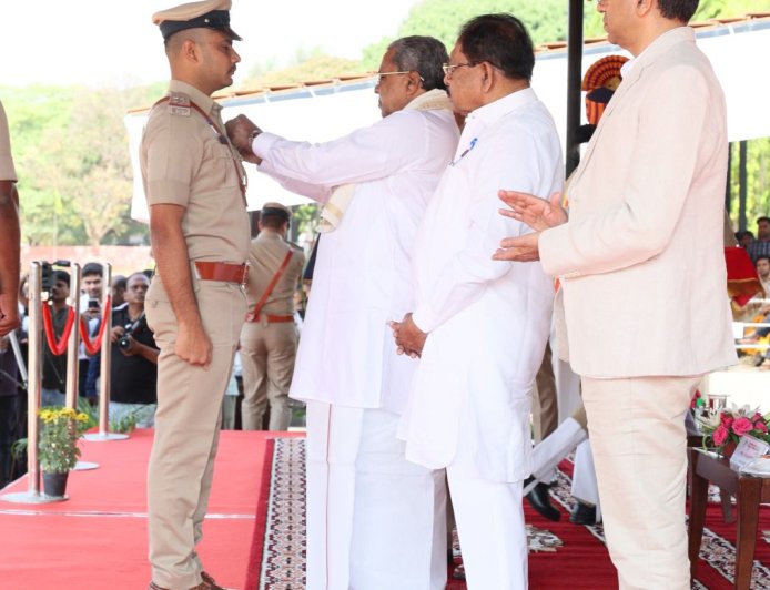 ಶಿರಸಿಯ ಹೆಮ್ಮೆಯ ಪೊಲೀಸ್ ಅಧಿಕಾರಿಗೆ 'ಸಿಎಂ ಪದಕ'ದ ಗರಿ: ಪಿಎಸ್ಐ ರಾಜಕುಮಾರ್ ಉಕ್ಕಲಿಗೆ ಸನ್ಮಾನ!