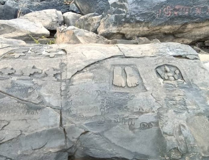 ತಪೋವನದ ಅಸ್ತಿತ್ವಕ್ಕೆ ಧಕ್ಕೆ: ಅಷ್ಠ ಮಠಗಳ ಯತಿವರೇಣ್ಯರಿಗೆ ಶಿರಸಿಯ ವೈದ್ಯರ ನಿವೇದನೆ