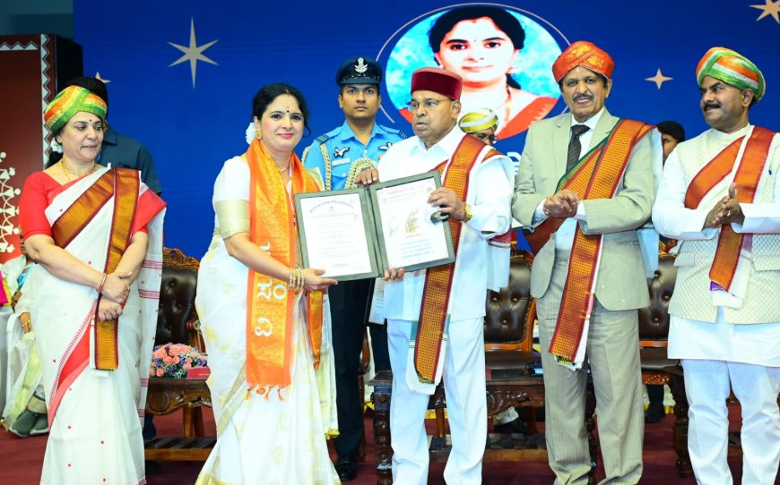 ಕರ್ನಾಟಕ ಸಂಸ್ಕೃತ ವಿಶ್ವವಿದ್ಯಾಲಯ ಭಾಷಾ ಮತ್ತು ಸಾಹಿತ್ಯ ವಿಭಾಗದಲ್ಲಿ ಅರ್ಚನಾ ಹೆಗಡೆಗೆ  ಡಾಕ್ಟರೇಟ್ ಪದವಿ