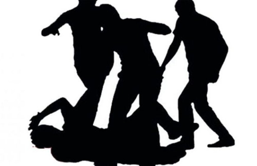 ಹಳೆ ದ್ವೇಷಕ್ಕೆ ಬೀದಿ ಕಾಳಗ: ಅಣ್ಣ-ತಮ್ಮನ ಮೇಲೆ ಮಾರಣಾಂತಿಕ ಹಲ್ಲೆ, ನಗರದಲ್ಲಿ ಆತಂಕ!