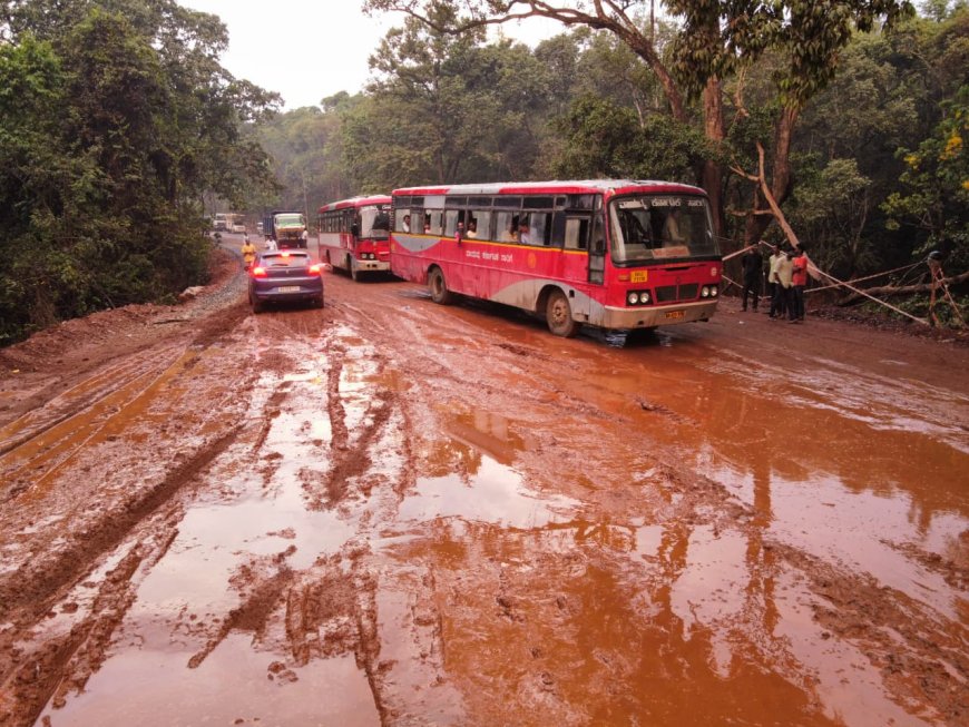 ಶಿರಸಿ-ಹಾವೇರಿ ರಸ್ತೆ ನರಕ ಸದೃಶ: ಮೊದಲ ಮಳೆಗೇ ಬಯಲಾಯ್ತು ಕಾಮಗಾರಿಯ ಅಸಲಿ ಬಣ್ಣ!