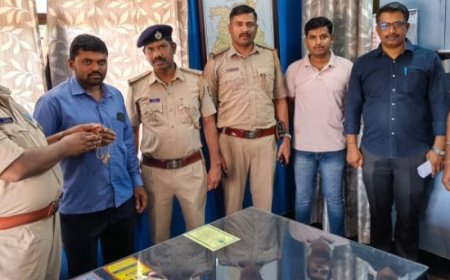 ಪೊಲೀಸರ ಸಮಯಪ್ರಜ್ಞೆ: ಕಳೆದುಹೋಗಿದ್ದ 4.5 ಲಕ್ಷ ಮೌಲ್ಯದ ಚಿನ್ನದ ಸರ ವೃದ್ಧೆಗೆ ವಾಪಸ್!