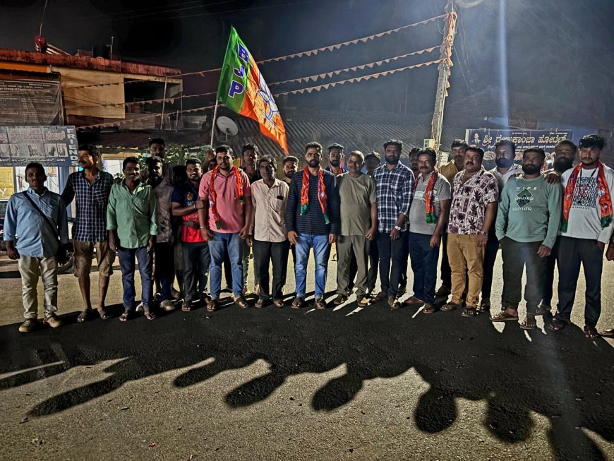 ಸಿದ್ಧಾಪುರ: ಹೊಸೂರಿನಲ್ಲಿ ಬಿಜೆಪಿ ವಿಜಯೋತ್ಸವ - ಪಟಾಕಿ ಸಿಡಿಸಿ, ಸಿಹಿ ಹಂಚಿ ಸಂಭ್ರಮ