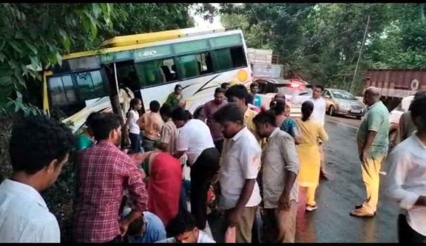 ಮನೆಬಾಗಿಲಲ್ಲೇ ಕಾದಿತ್ತು ಮೃತ್ಯು ಸದೃಶ ಅಪಘಾತ; ಮದುವೆ ಸಂಭ್ರಮ ಮುಗಿಸಿ ಮರಳುತ್ತಿದ್ದ 10ಕ್ಕೂ ಹೆಚ್ಚು ಜನರಿಗೆ ಗಾಯ!
