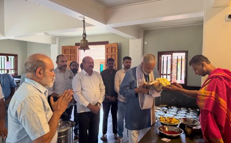 ಪ್ರಧಾನಿ ಮೋದಿ ಅವರ 12 ವರ್ಷಗಳ ಜನಸೇವೆಗೆ ವಿಶೇಷ ಪೂಜೆ: ಕಾಳಿಕಾಂಬಾ ದೇವಾಲಯದಲ್ಲಿ ಪರಿಸರ ಕಾಳಜಿ ಅಭಿಯಾನ, ಗಣ್ಯರಿಗೆ ಸನ್ಮಾನ