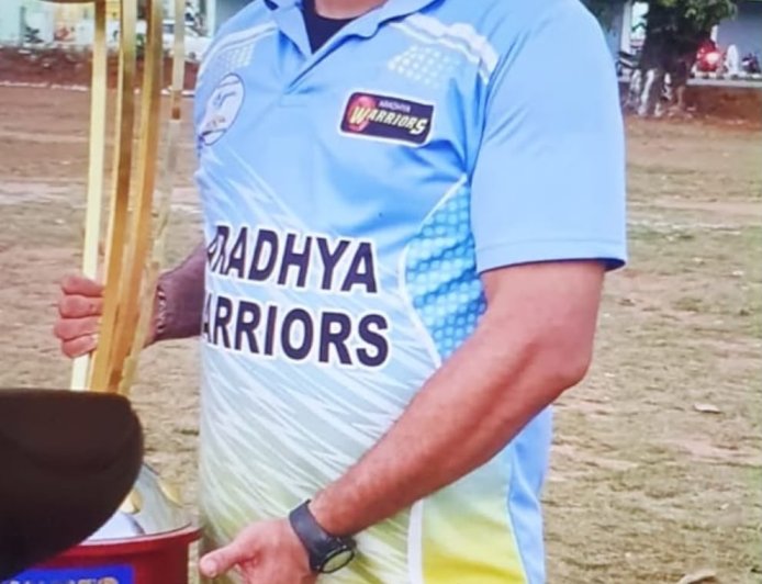 ವಿದ್ಯುತ್‌ ಆಘಾತಕ್ಕೆ ಹವ್ಯಕ ಕ್ರಿಕೆಟ್‌ನ ಖ್ಯಾತ ಆಟಗಾರ ಪ್ರವೀಣ್‌ ಹೆಗಡೆ ಬೂಸಾ ಬಲಿ: ಕ್ರಿಕೆಟ್‌ ಲೋಕದಲ್ಲಿ ಶೋಕದ ಛಾಯೆ