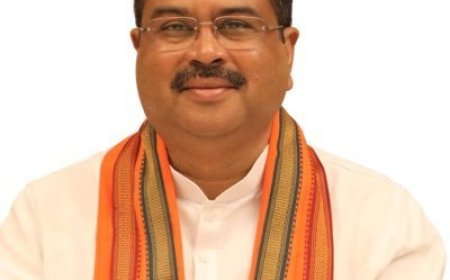 ನೀಟ್ ಪೇಪರ್ ಸೋರಿಕೆ ಪ್ರಕರಣ: ವಿದ್ಯಾರ್ಥಿ ಹೋರಾಟಕ್ಕೆ ಮಣಿದ ಕೇಂದ್ರ; ಶಿಕ್ಷಣ ಸಚಿವ ಧರ್ಮೇಂದ್ರ ಪ್ರಧಾನ್ ರಾಜೀನಾಮೆ