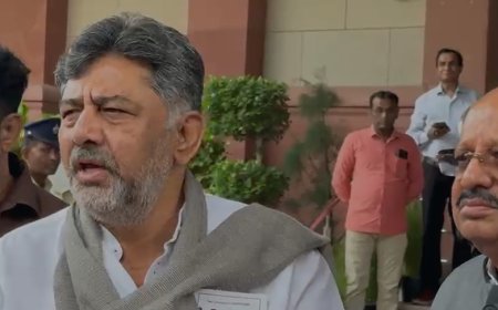 ಉತ್ತರ ಕನ್ನಡಕ್ಕೆ ಸಚಿವ ಸ್ಥಾನ ಸಿಗುತ್ತಾ? ದೆಹಲಿಯಲ್ಲಿ ಸಿಎಂ ಡಿ.ಕೆ. ಶಿವಕುಮಾರ್‌ ಪಕ್ಕದಲ್ಲೇ ಕಾಣಿಸಿಕೊಂಡ ಶಾಸಕ ಸತೀಶ್‌ ಸೈಲ್‌; ರಾಜಕೀಯ ವಲಯದಲ್ಲಿ ಹೊಸ ಚರ್ಚೆ