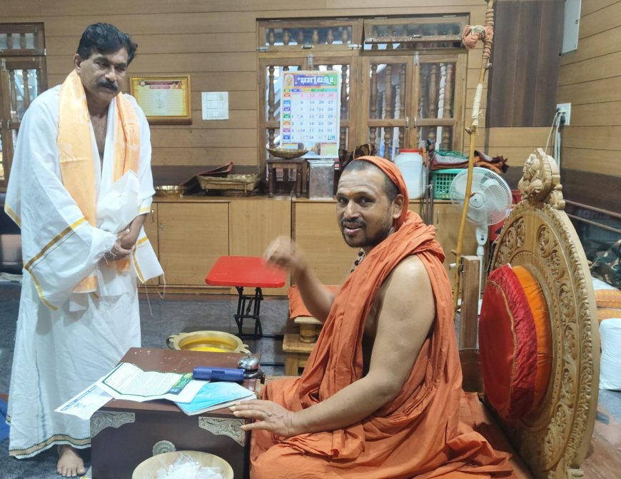 ಸ್ವರ್ಣವಲ್ಲಿ ಶ್ರೀಗಳೊಂದಿಗೆ ಎ. ರವೀಂದ್ರ ಸುದೀರ್ಘ ಸಮಾಲೋಚನೆ