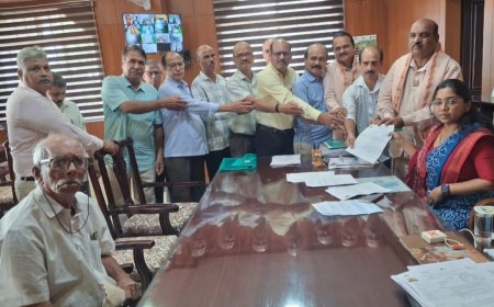 ಸರ್ವೋಚ್ಚ ನ್ಯಾಯಾಲಯದ ತೀರ್ಪು ಬರುವವರೆಗೆ ದೇವಾಲಯಗಳ ಆಡಳಿತಾತ್ಮಕ ಪ್ರಕ್ರಿಯೆ ಸ್ಥಗಿತಕ್ಕೆ ಮನವಿ