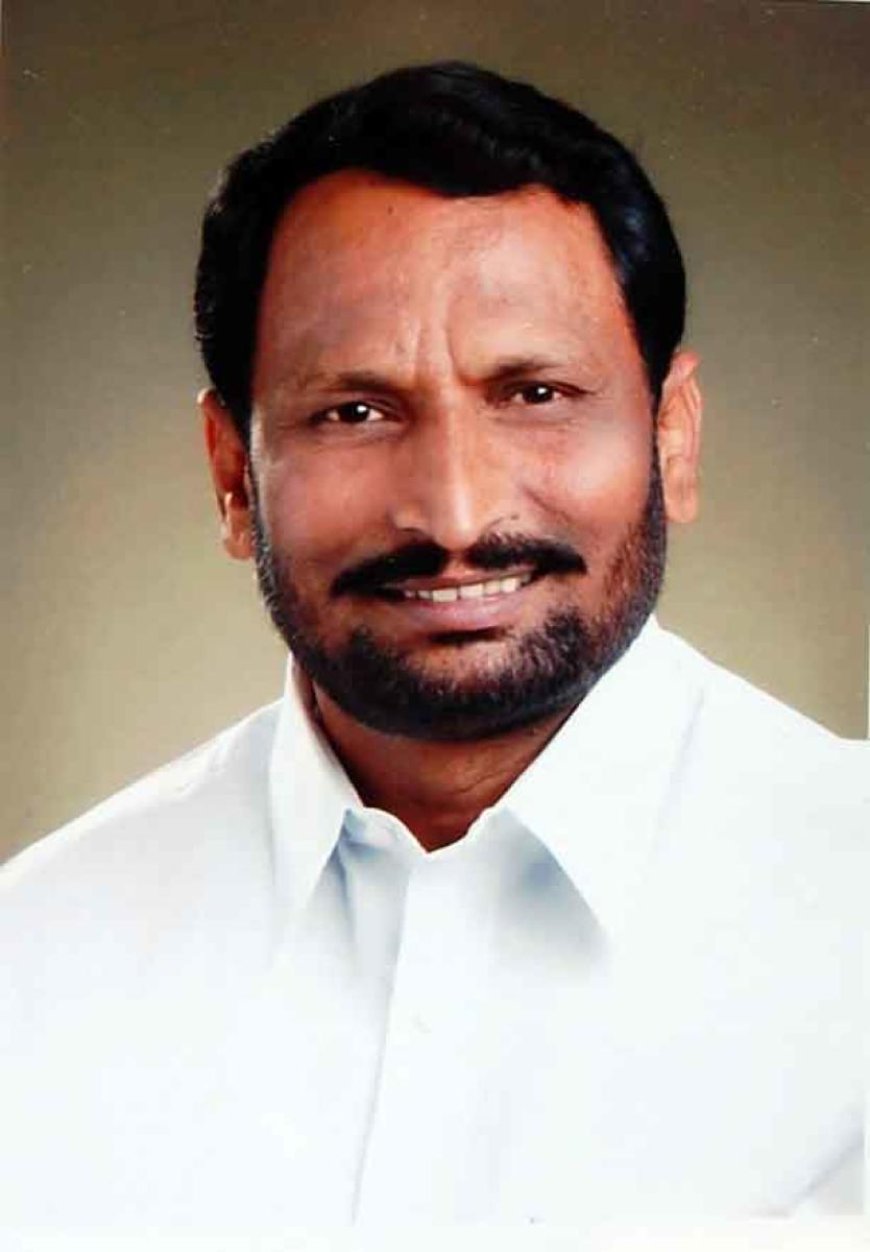 ಉತ್ತರ ಕನ್ನಡಕ್ಕೆ ಸಚಿವ ಸ್ಥಾನ ಕೈತಪ್ಪಿದ ಬೆನ್ನಲ್ಲೇ ಉಸ್ತುವಾರಿ ಹೊಣೆ ಲಕ್ಷ್ಮಣ ಸವದಿಗೆ!
