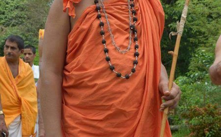 ಸೈನಿಕರಿಗಾಗಿ 27 ವರ್ಷಗಳ ತುಳಸೀ ಅರ್ಚನೆ; ಶಿರಸಿಯಲ್ಲೂ ವೈದ್ಯರ ಸೇವೆಯೇ ರಾಷ್ಟ್ರಭಕ್ತಿಯ ಮತ್ತೊಂದು ರೂಪ