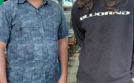 ಯಲ್ಲಾಪುರದ ಹೋಟೆಲ್‌ನಲ್ಲಿ ಸ್ಮೃತಿ ಮಂದಾನ ಉಪಹಾರ ಸವಿದ ಕ್ಷಣ; ರುಚಿಗೆ ಮನಸೋತು ಪಾರ್ಸಲ್‌ ಕೂಡ ತೆಗೆದುಕೊಂಡು ಹೋದ ಕ್ರಿಕೆಟ್ ತಾರೆ!