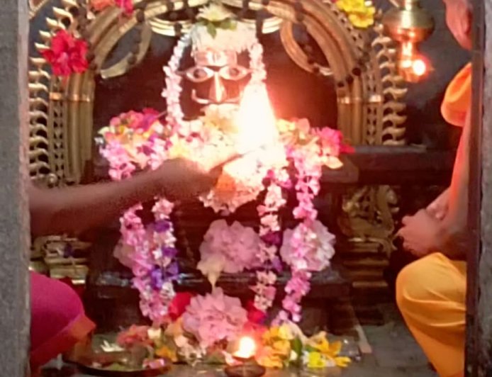 ಉತ್ತಮ ಮಳೆ, ಗ್ರಾಮ ಸಮೃದ್ಧಿಗಾಗಿ ಪ್ರಾರ್ಥನೆ: ಕುಚಗುಂಡಿ ಕಲ್ಶಾಣೇಶ್ವರ ದೇವಸ್ಥಾನದಲ್ಲಿ 15 ಸಾವಿರಕ್ಕೂ ಅಧಿಕ ವರುಣ ಗಾಯತ್ರಿ ಮಂತ್ರ ಜಪ