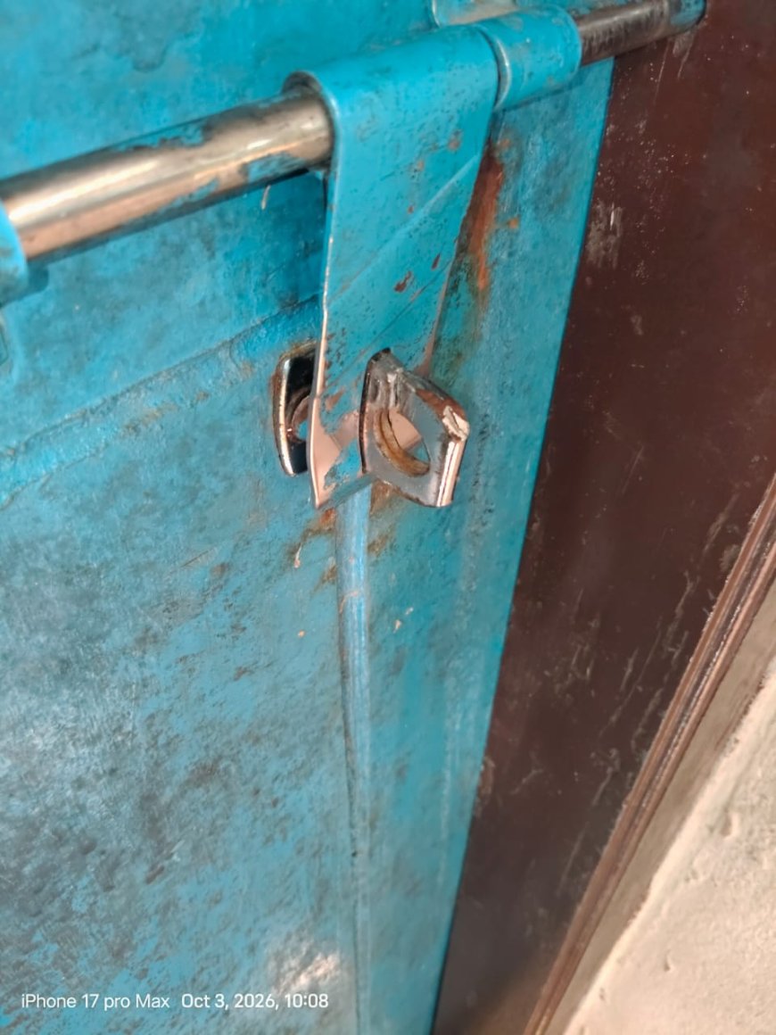 ಹೆಗ್ಗಾರ ಶಾಲೆಯ ಬೆನ್ನಲ್ಲೇ ಕೋನಾಳ ಅಂಗನವಾಡಿಯಲ್ಲಿ ಕಳ್ಳತನ; ಅಕ್ಕಿ, ಪಾತ್ರೆಗಳಿಗೂ ಕನ್ನ!