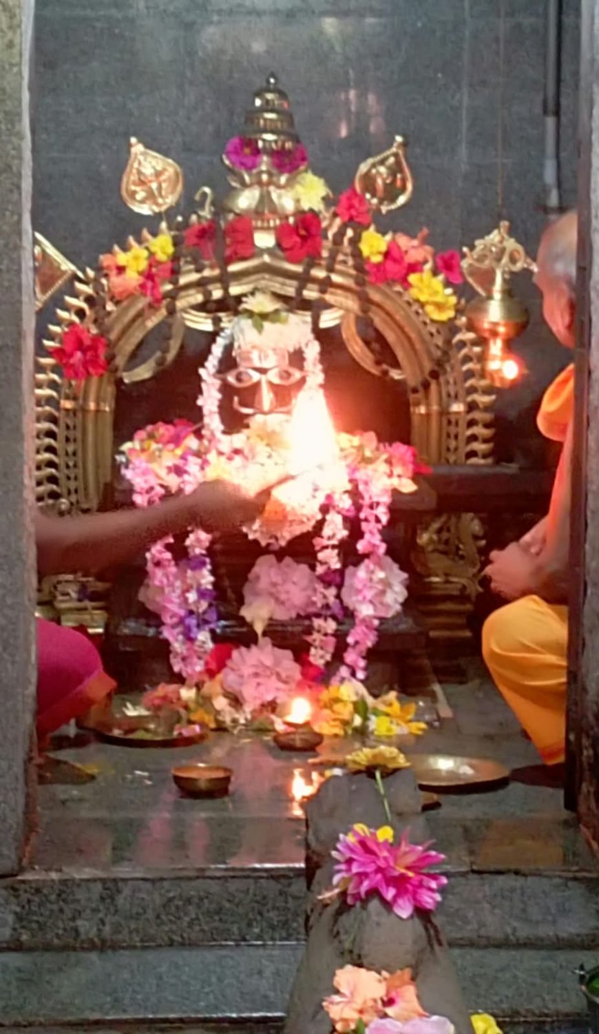 ಉತ್ತಮ ಮಳೆ, ಗ್ರಾಮ ಸಮೃದ್ಧಿಗಾಗಿ ಪ್ರಾರ್ಥನೆ: ಕುಚಗುಂಡಿ ಕಲ್ಶಾಣೇಶ್ವರ ದೇವಸ್ಥಾನದಲ್ಲಿ 15 ಸಾವಿರಕ್ಕೂ ಅಧಿಕ ವರುಣ ಗಾಯತ್ರಿ ಮಂತ್ರ ಜಪ
